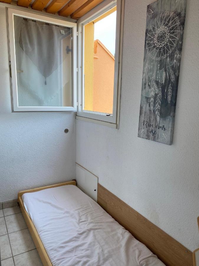 Joli Appartement Mezzanine Avec Parking La Roquille Agde Esterno foto
